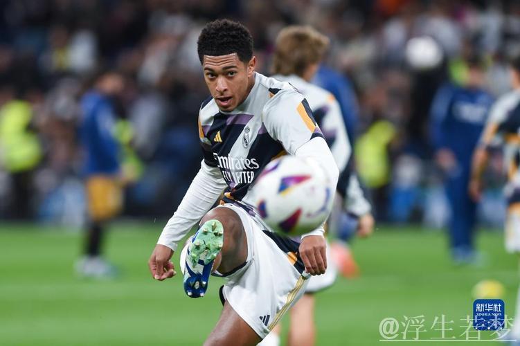 皇马2-1击败巴列卡诺，积分追平巴萨，姆巴佩与维尼修斯齐建功